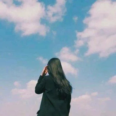 qq头像女生背影长发萌萌_2