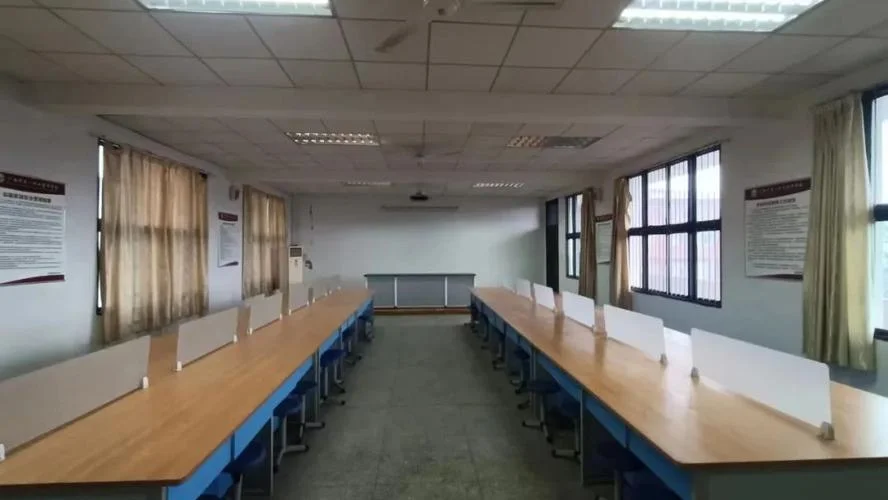 广安市第一职业高中学校有哪些专业_1