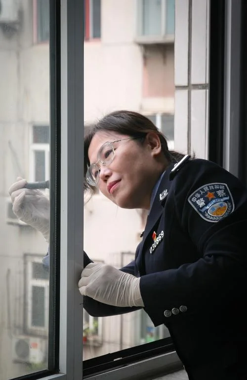 梦到自己被人偷东西_2
