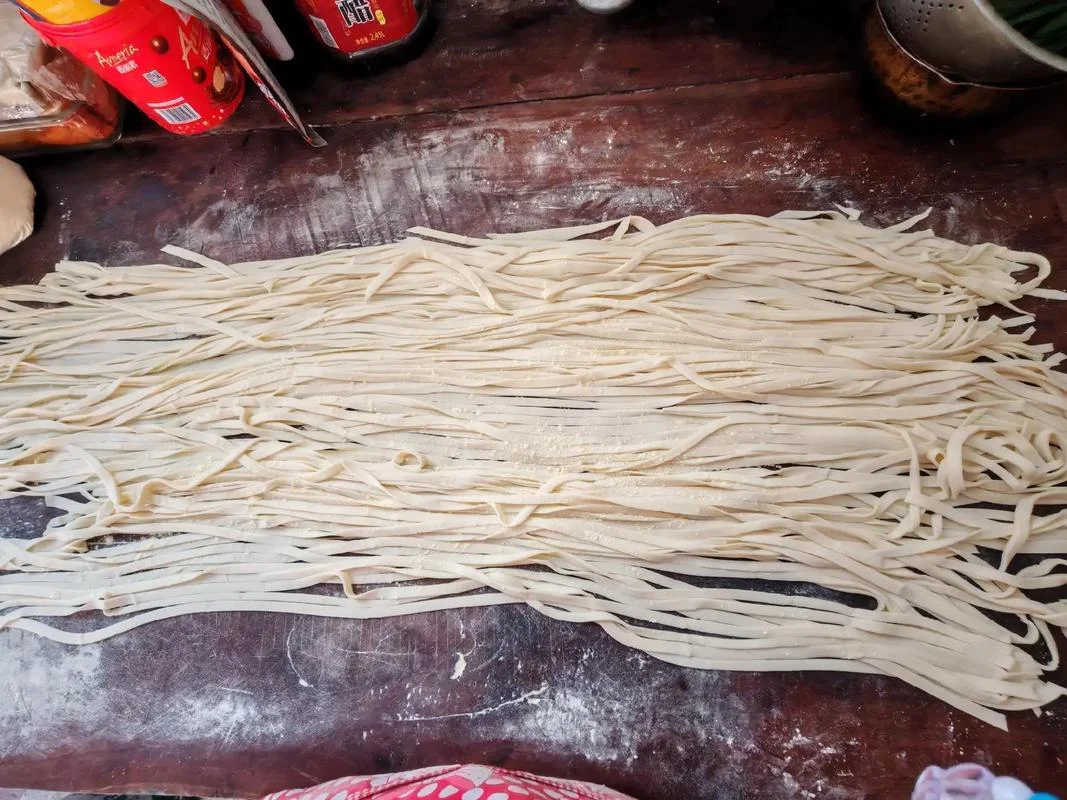 做梦擀面条什么意思_2