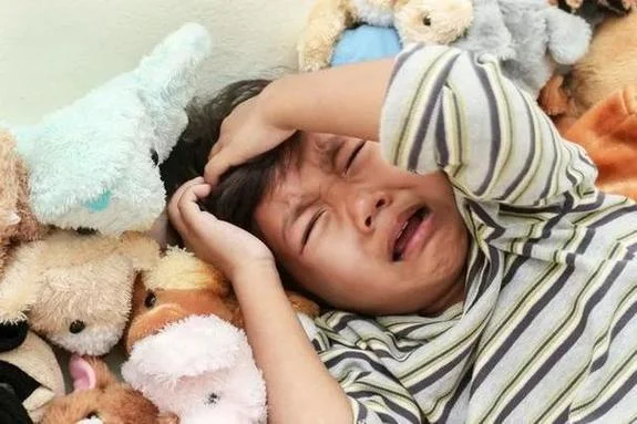 梦见小孩死吉利吗_2