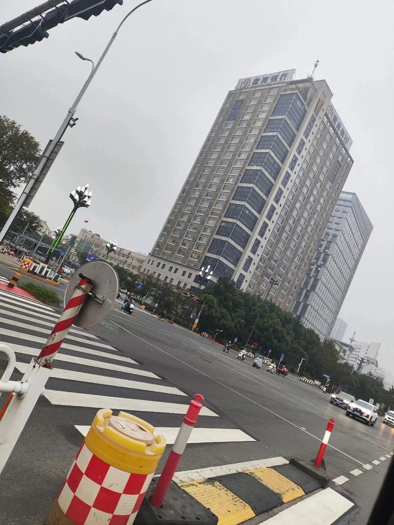 六安离南京多少公里-六安距南京约 160 公里