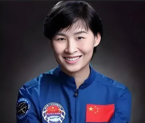 宇航员刘洋的简介-宇航员刘洋简介