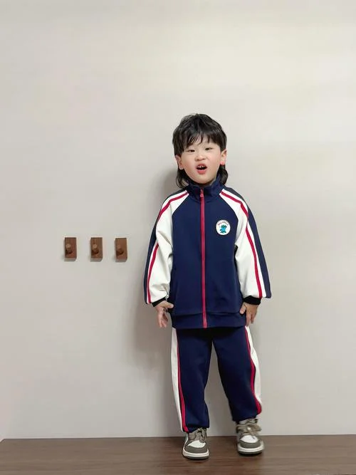 小孩子衣服哪个牌子好-儿童衣物最佳品牌推荐