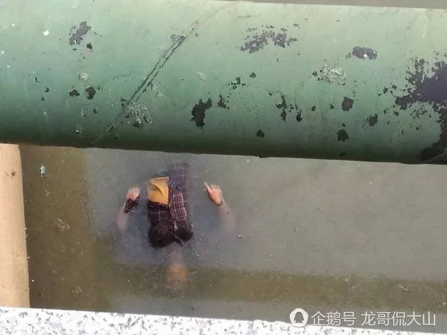 梦见浮尸是什么兆头_2