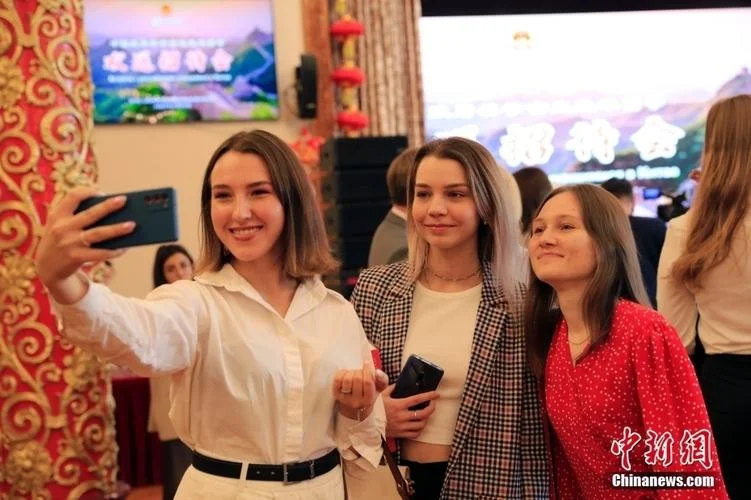 俄罗斯留学生来中国-俄罗斯留学生来华