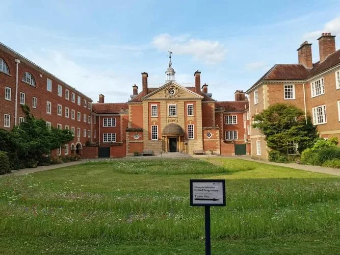 世界上的第一所大学_2