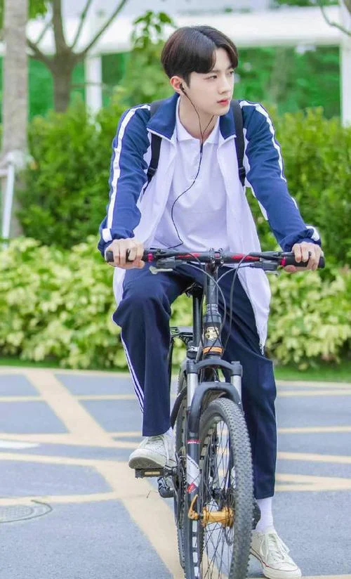 梦到初恋男友超级帅-梦见初恋男友帅气