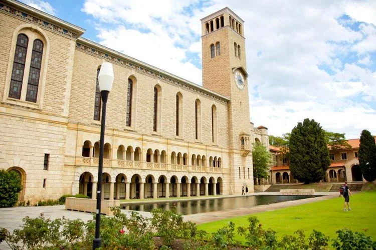 世界前十大名牌大学_2