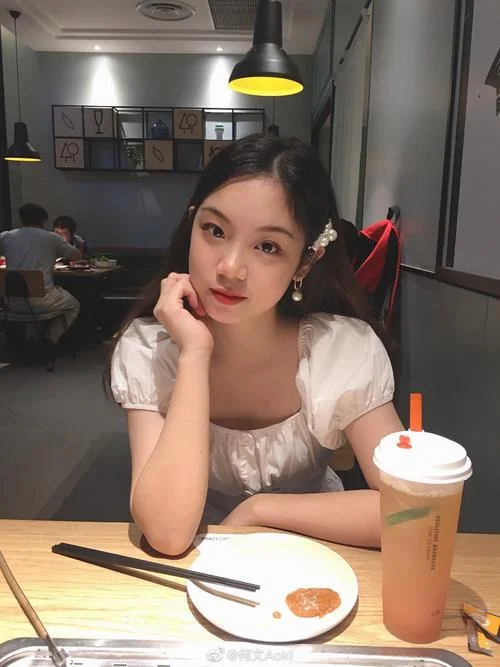 梦见女朋友回来了_1