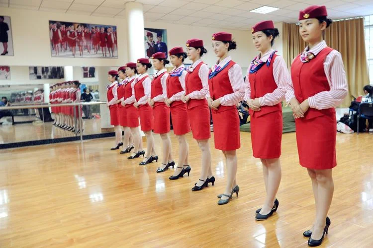 空乘艺考有前途吗女生_2