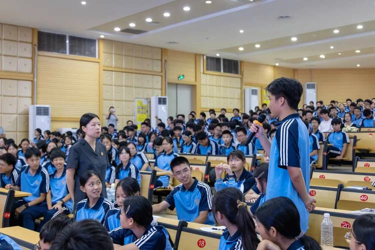 博罗中学初中学校简介_2