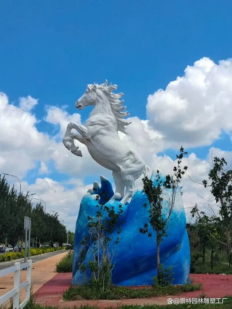 梦见好多马雕像_1