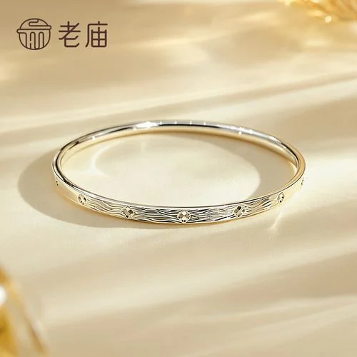老庙银手镯多少钱一克_2