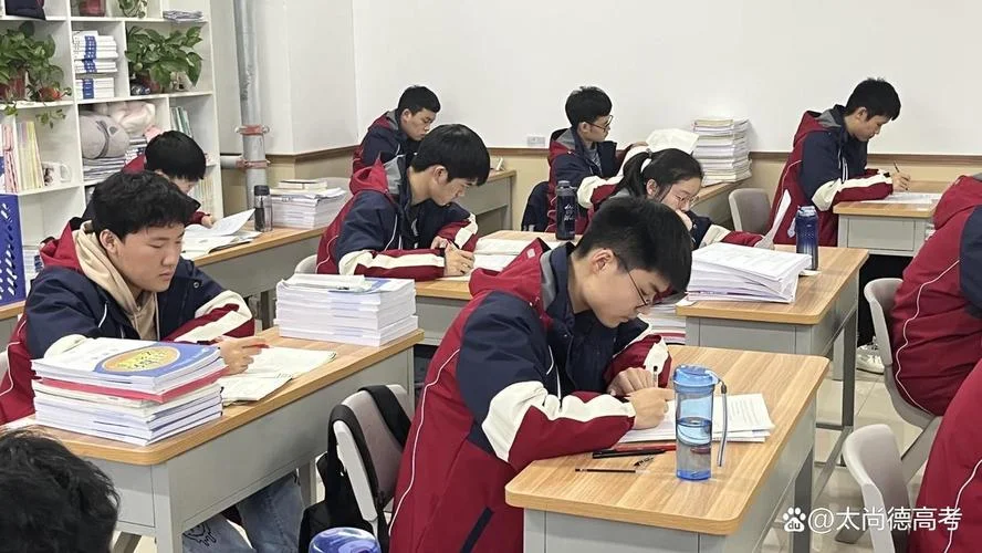 艺术类高考冲刺班_1