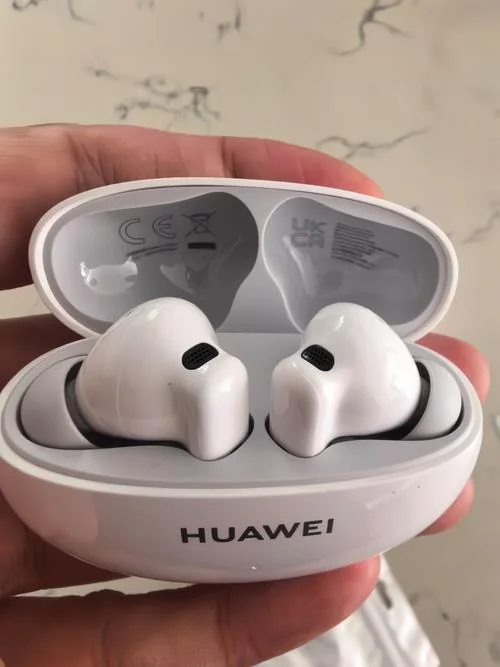 哪个牌子手机耳机-手机耳机品牌推荐