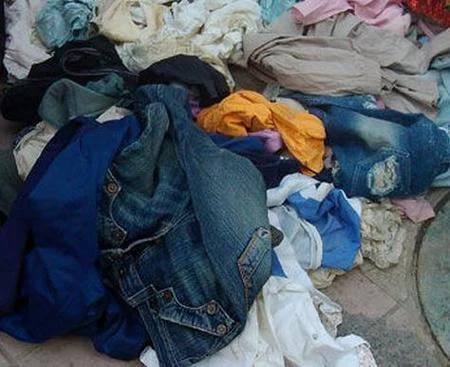 梦见卖衣服怎么回事_1