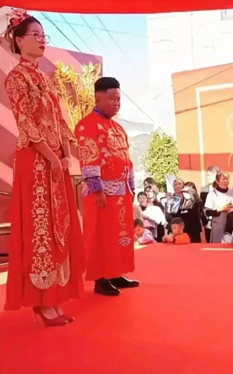 梦见结婚新郎不是男友_2