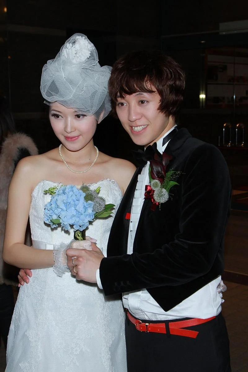 梦见自己结了第二次婚_1