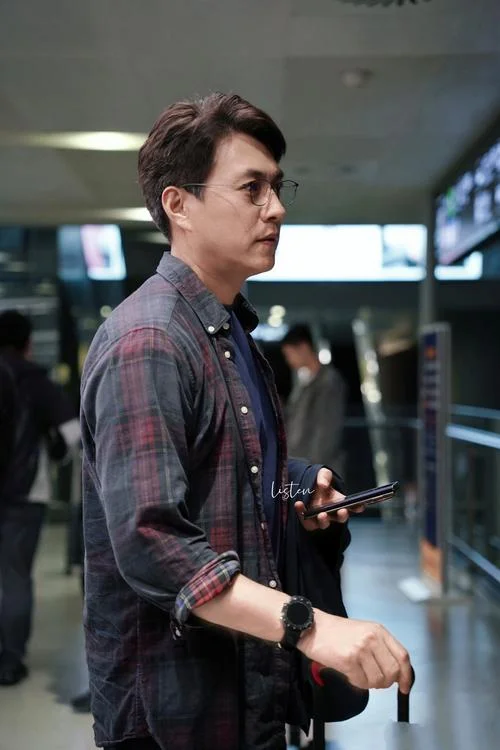 靳东个人资料 简介-靳东个人简介