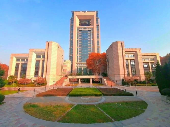 西安交通大学_1
