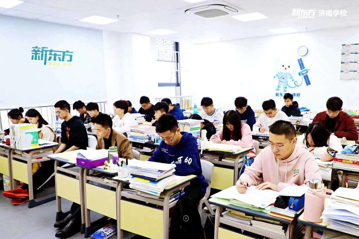 文化课300分的艺术生_2