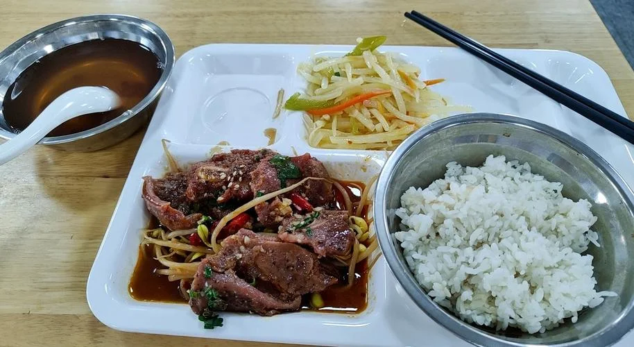 梦到去食堂吃饭_1