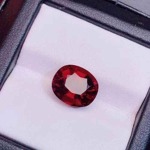 什么是鸽血碧玺_1