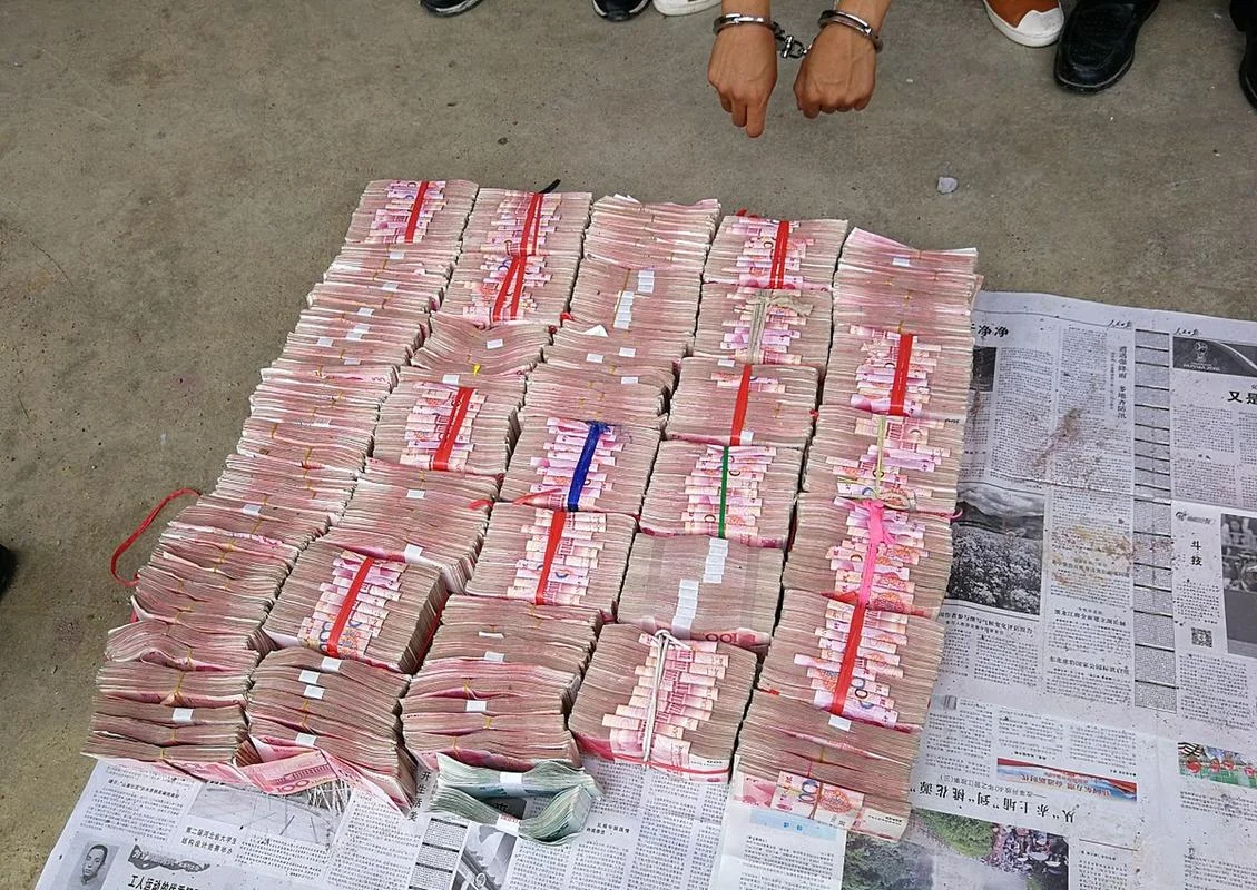 孕妇梦见捡钱什么预兆_1