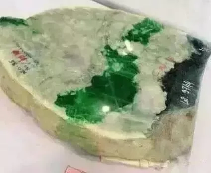 梦见赌石是什么意思_1
