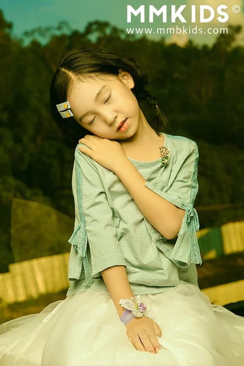 孕妇梦见小女孩掉水里_2
