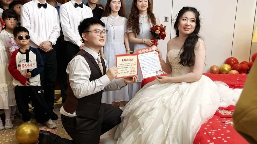 梦见发小结婚什么意思_2