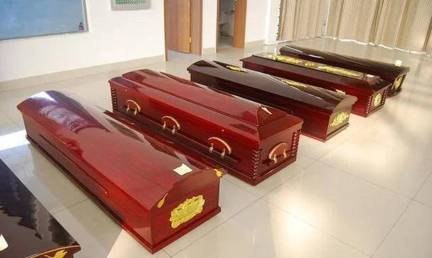 梦见死人和棺材是什么兆头_2