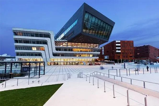 英国aa建筑学院的排名_1