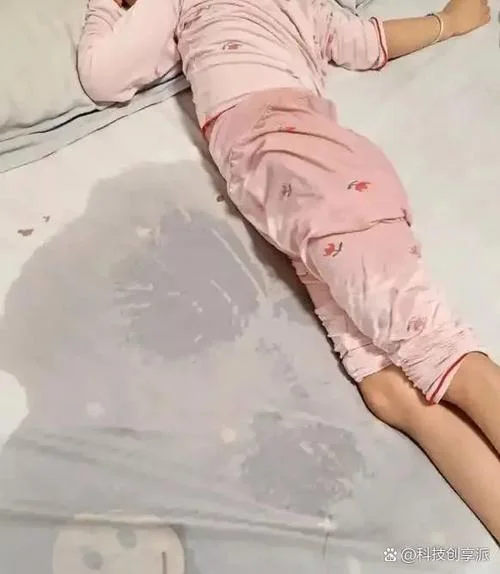 梦到被子破了_2