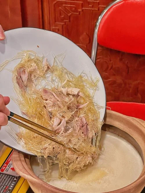 梦见自己吃鱼翅_1
