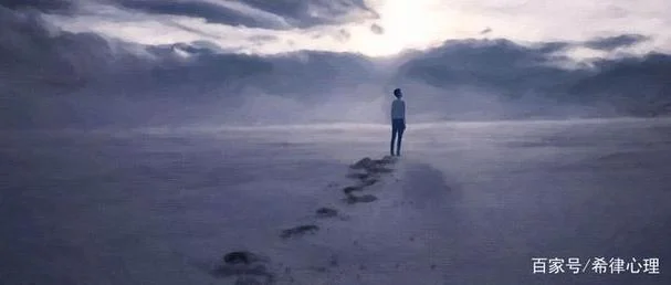 梦见躲藏被人发现_2