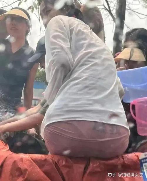女人梦见自己穿裤子_1