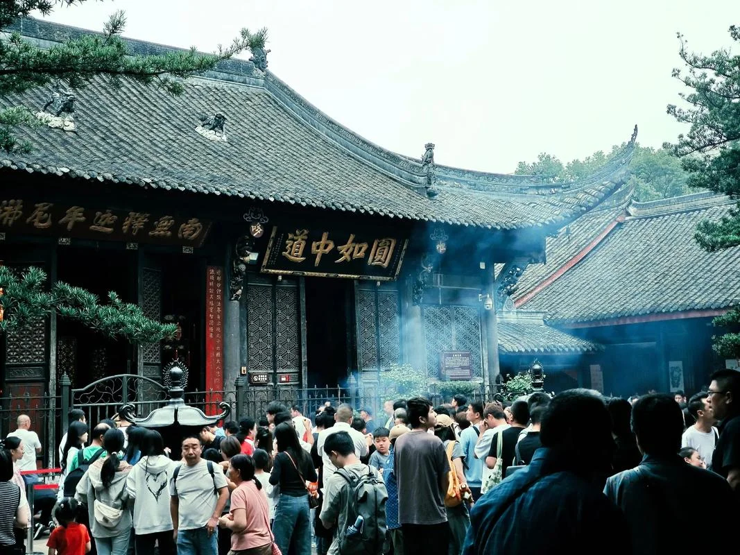 怀孕梦到和家人去寺庙_1