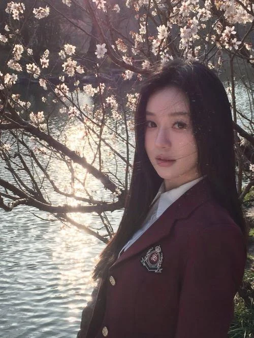 韩国留学大学校服_1