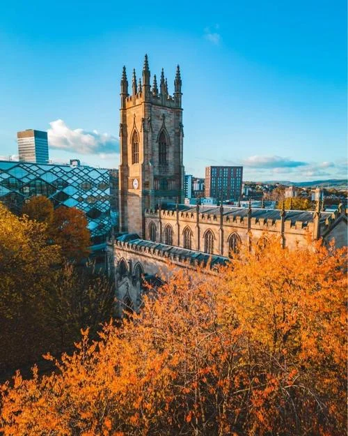 英国口碑最好的大学_2