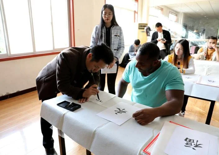 澳大利亚留学生周玉洁谢谢导演视频_2