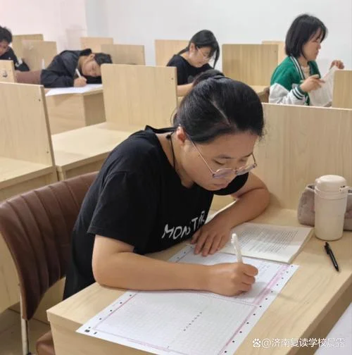 长春艺考文化课培训_1