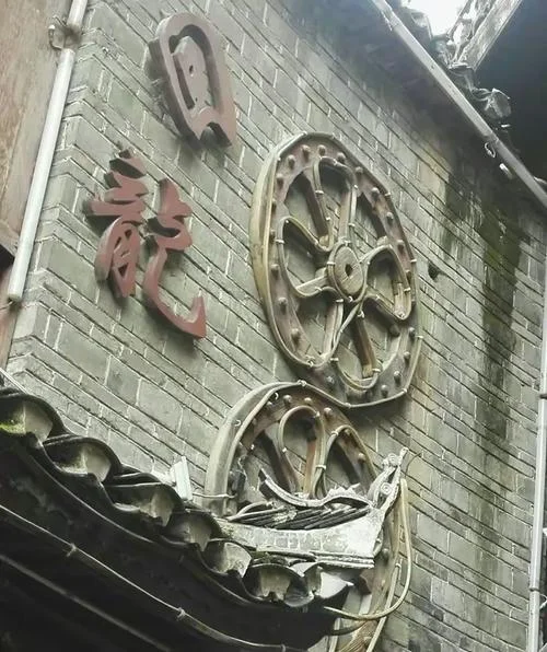 古城灯幢的简介-古城灯幢介绍