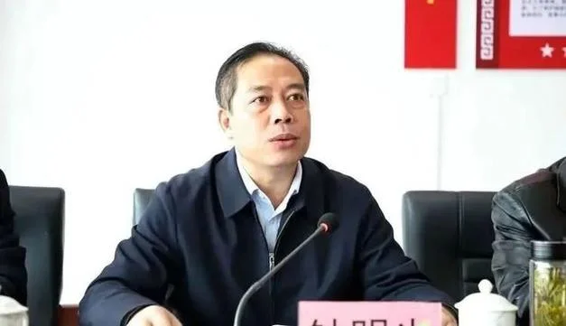 永康市第三中学校长_1