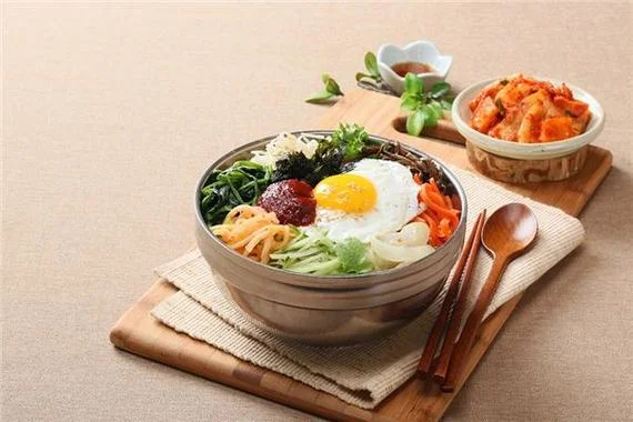 梦见吃别人的饭_1