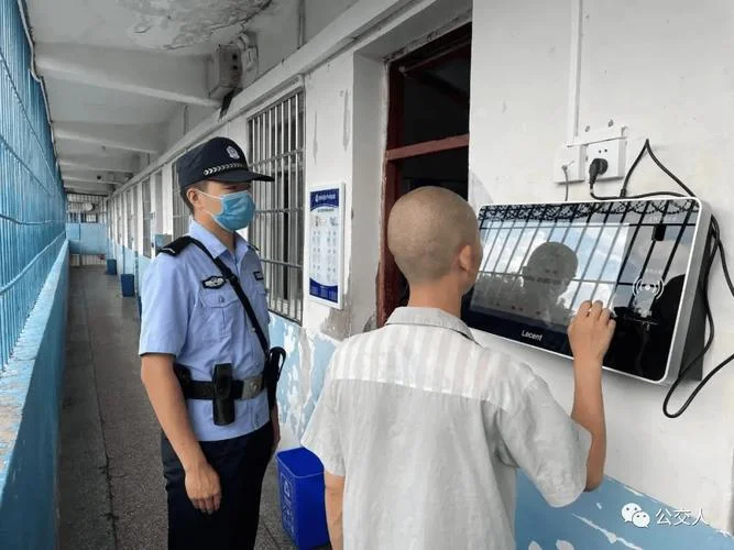 梦见自己坐牢越狱_2