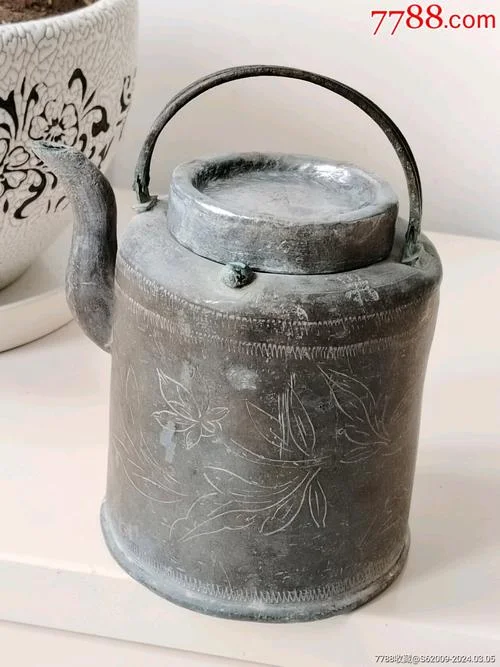 清朝锡壶值多少钱_1