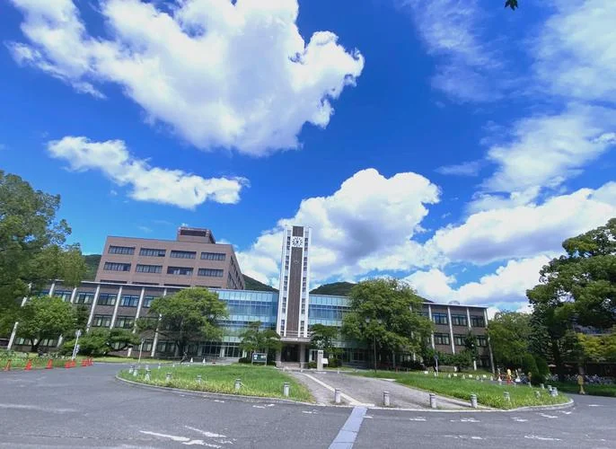 日本富山大学-日本富山大学