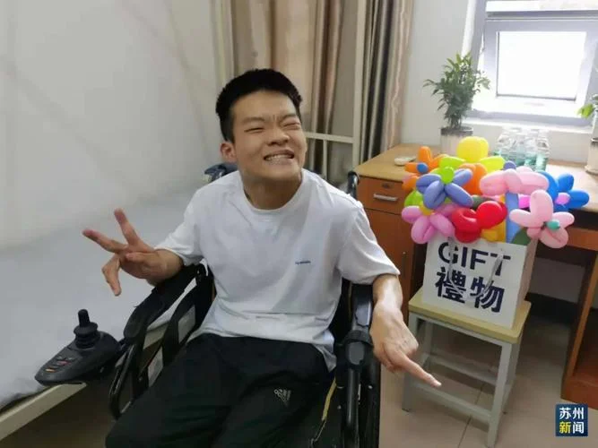梦见生了个脑瘫男孩_2